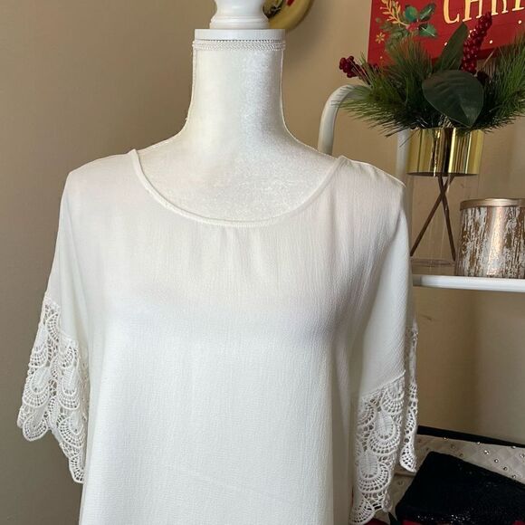 Spense| Medium| flowing| Crotchet knit| Bell sleeve - Picture 5 of 9
